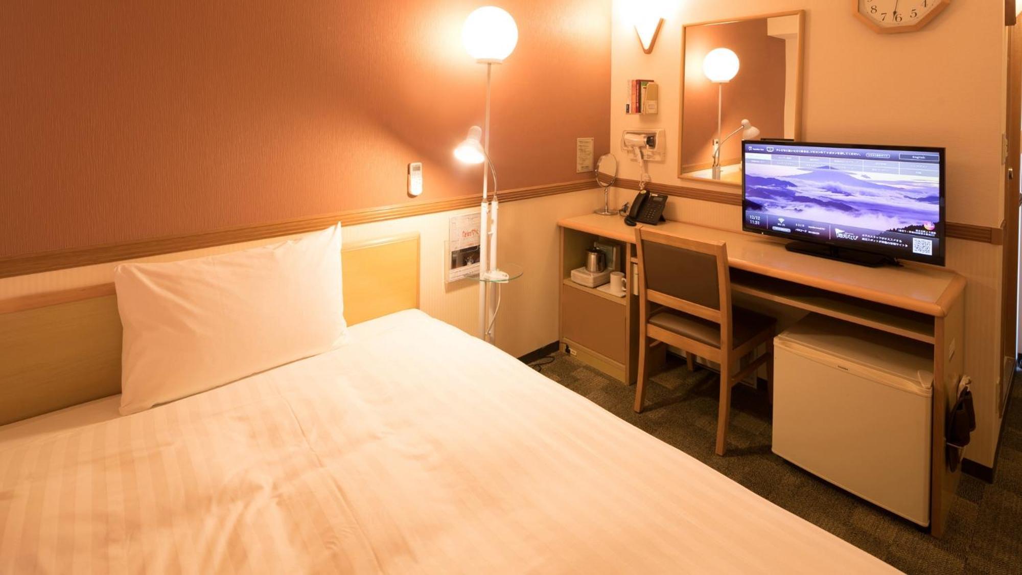 Toyoko Inn Kumamoto-Jyo Toricho Suji Room photo