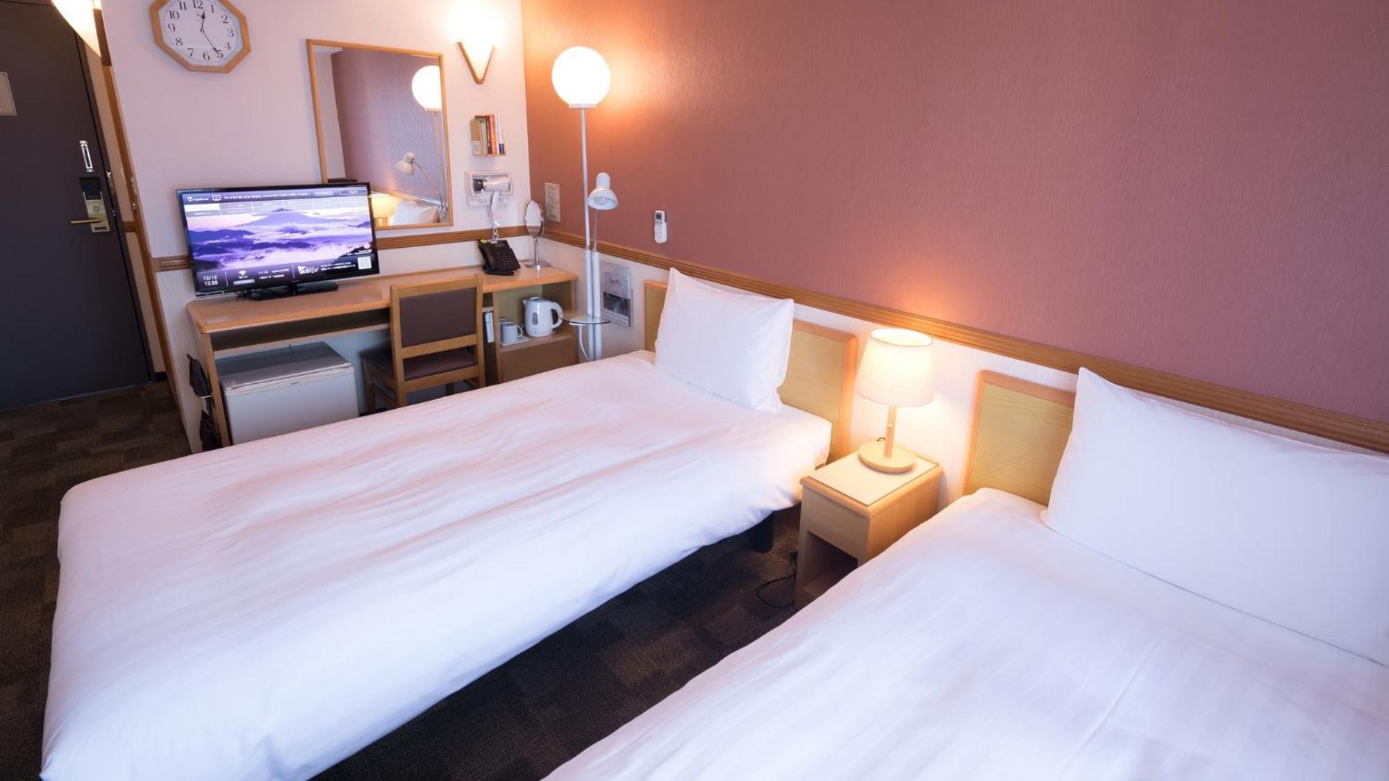 Toyoko Inn Kumamoto-Jyo Toricho Suji Room photo